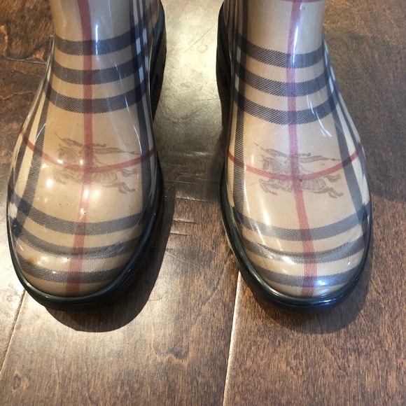 Burberry Plaid Winter & Rain Boots - Tan and Black - Picture 2 of 8